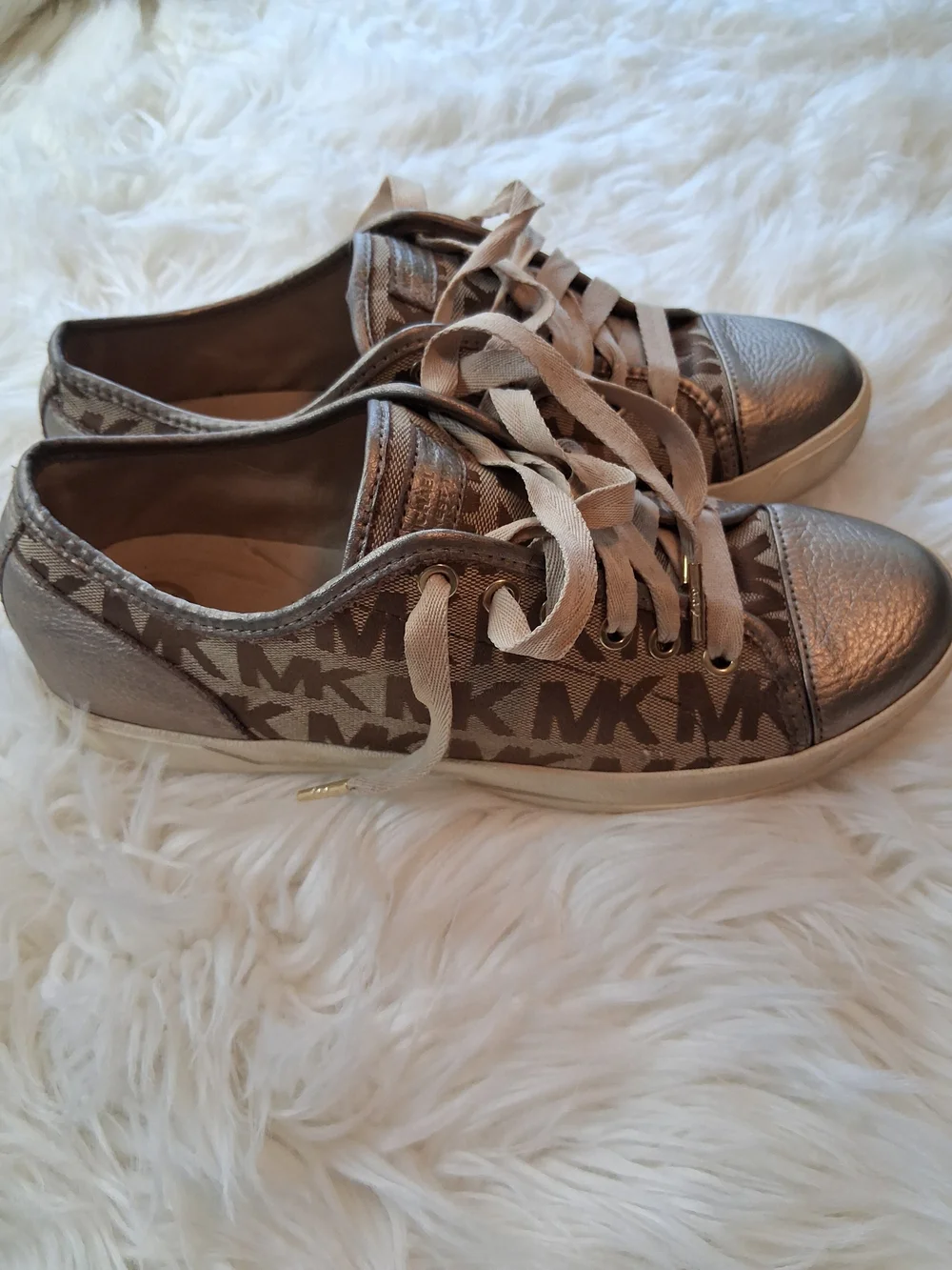 Tan Brown Pewter Bronze Michael Kors Sneakers Size 10 Lace Up